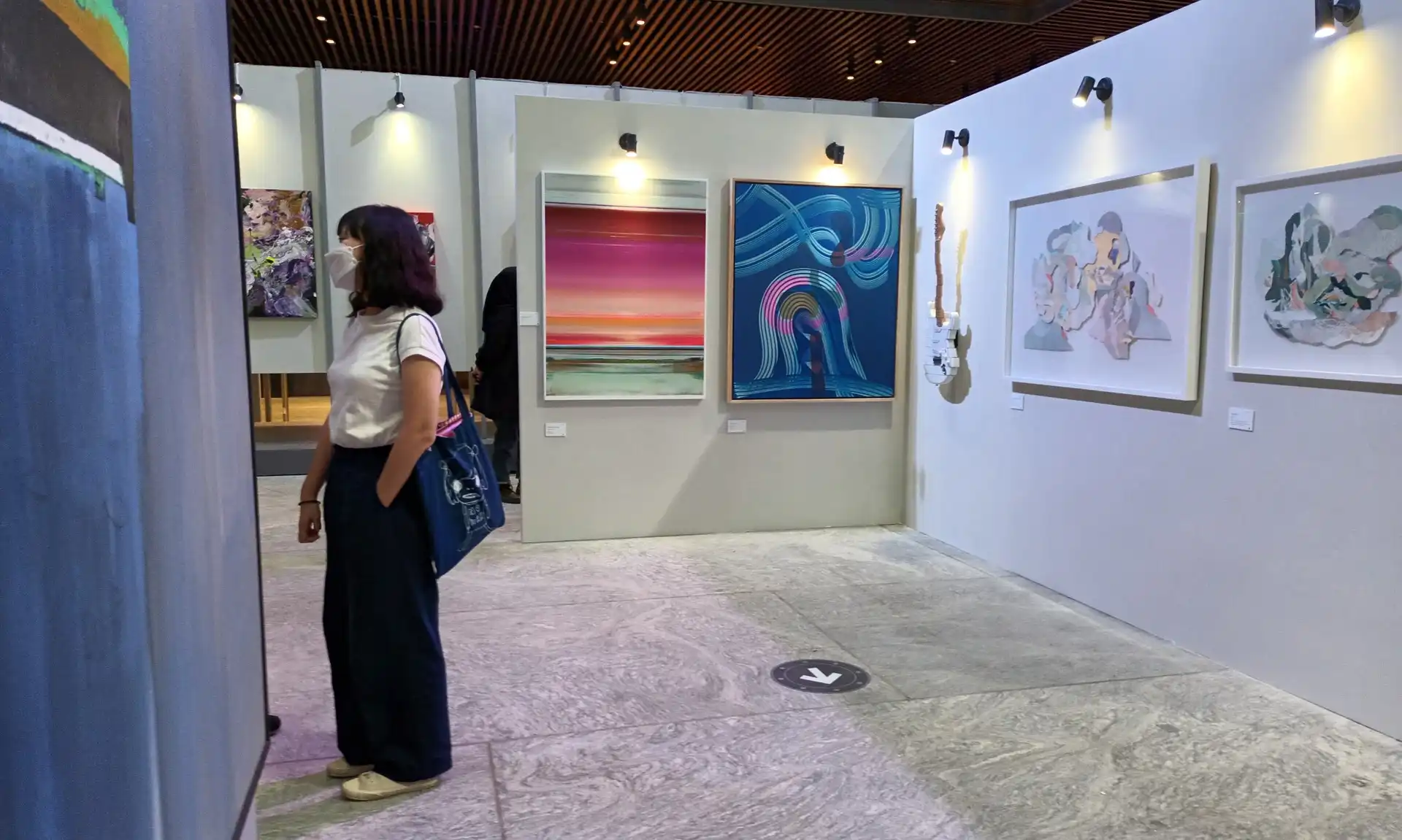 Menikmati Karya Lukisan Hingga Video Art Di Pameran “Big Picture”